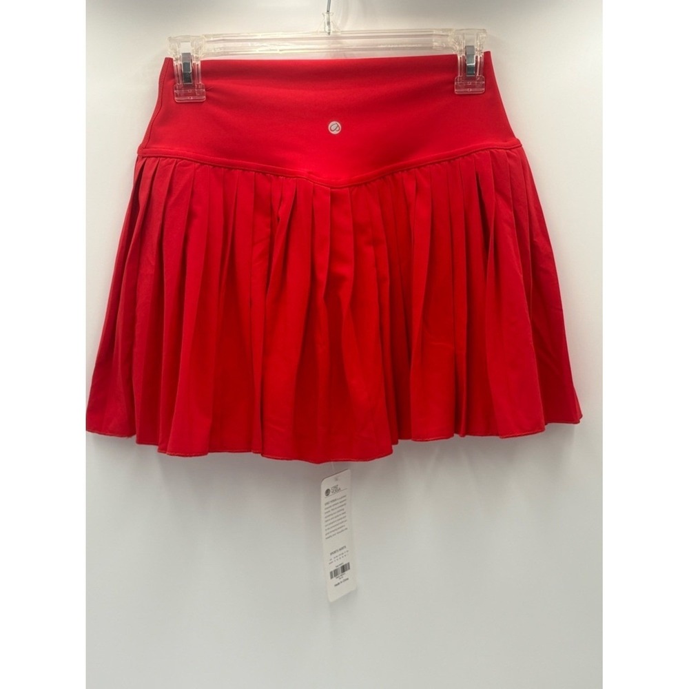 CRZ Yoga Feathery-Fit Pleated Tennis Skort Red High Rise M 8/10 NWT - Picture 4 of 6